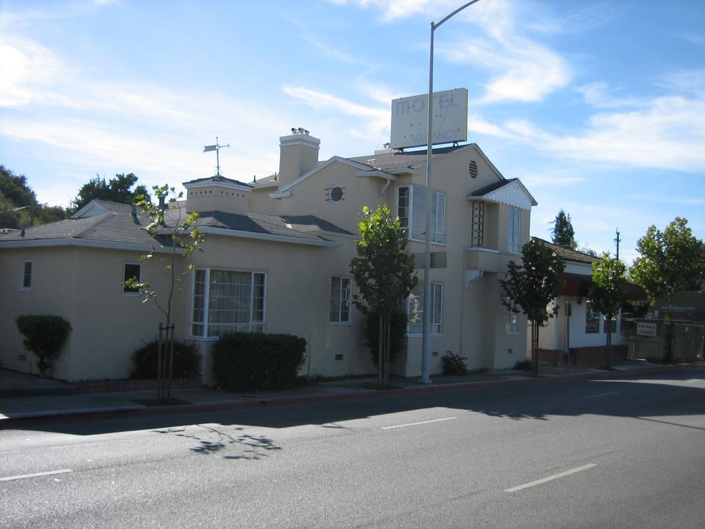 Stanford Inn Menlo Park Exterior foto